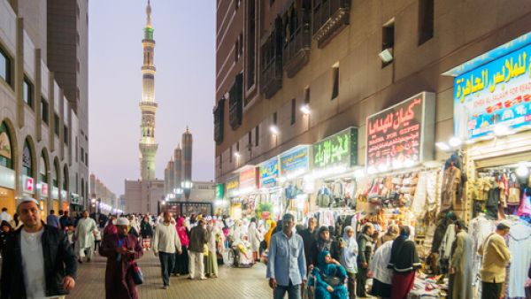 Saudi Arabia is also developing a study into solutions for concealed commercial activities, in which expats work in the name of Saudis, such as allowing foreigners to invest within regulations by paying tax.(Shutterstock/Fitria Ramli)
