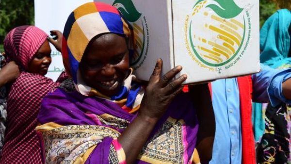 KS Relief runs provides aid to more than 37 countries on four continents. (KSRelief)