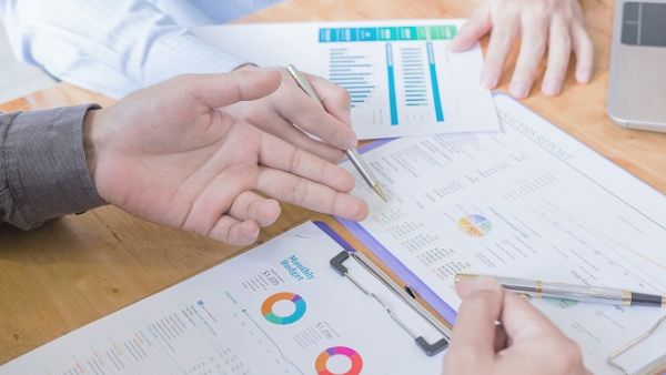 The Saudi Electricity Company (SEC) has maintained that the bills have gone up by about 67 percent over their value the same period last year. (Shutterstock) The Saudi Electricity Company (SEC) has maintained that the bills have gone up by about 67 percent over their value the same period last year. (Shutterstock)