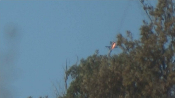 After a Russian fighter jet went down along the Turkish-Syrian border Tuesday morning, unverified clips purport to show a pilot capture. (Twitter)