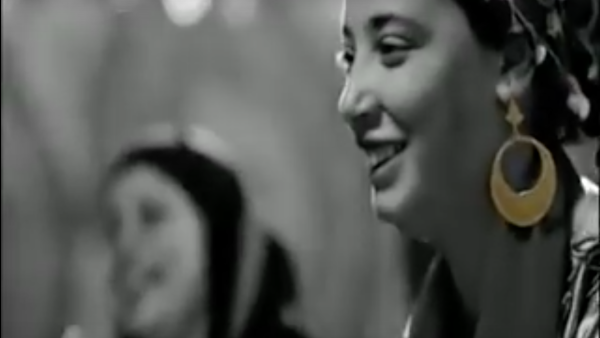 A still from the advertisement, featuring the famous earrings (Youtube)