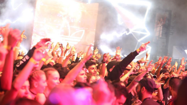 Sole DXB brings together a spectrum of creatives and brands to hosting key music, basketball, streetwear, and art figures. (Scoop Empire)