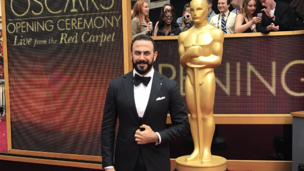 Qusai posing on the Oscars red carpet. (Instagram)