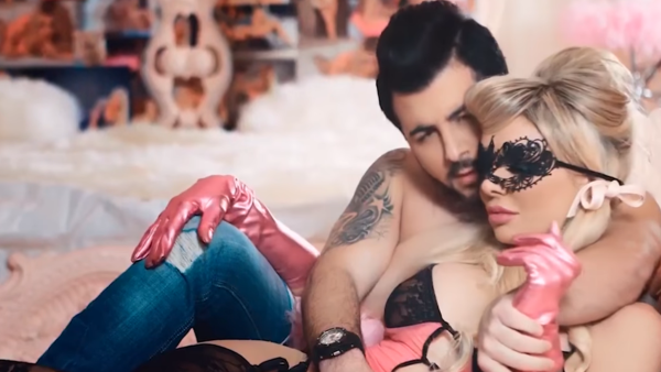 Remember the days when Haifa Wehbe raised more eyebrows than Klink? (YouTube)