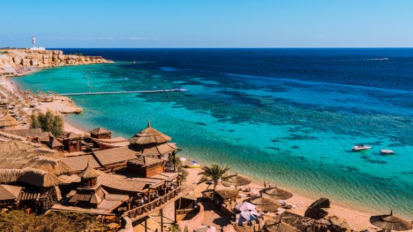 The coastal cities lead the market in occupancy in Q3 2018, however, Sharm El Sheikh and Hurghada have not achieved the high Y-o-Y gains seen in Q3 2017. (Shutterstock)