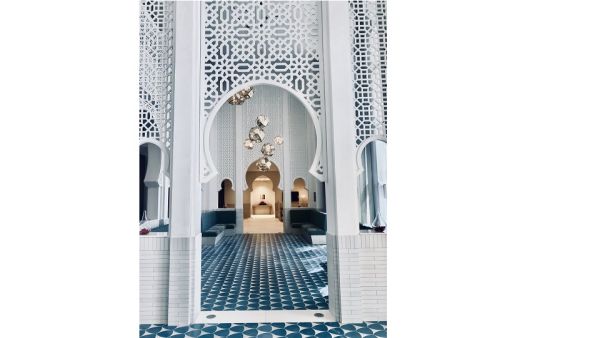 Shaza Hotel Residences, Riyadh is beautifully landscaped to form a peaceful oasis next to the Al Rajhi Grand Mosque, conveniently located for business travellers and leisure guests.