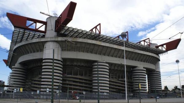 ملعب سان سيرو