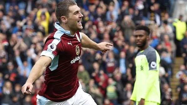 بيرنلي يتغلب على ليفربول