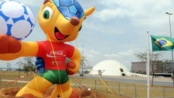 مشاهدة كأس العالم في الوطن العربي لن تكون بالمجان