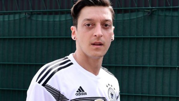 The Bayern Munich official believes that players in the Germany national team need to show more passion if they are to improve The Bayern Munich official believes that players in the Germany national team need to show more passion if they are to improve