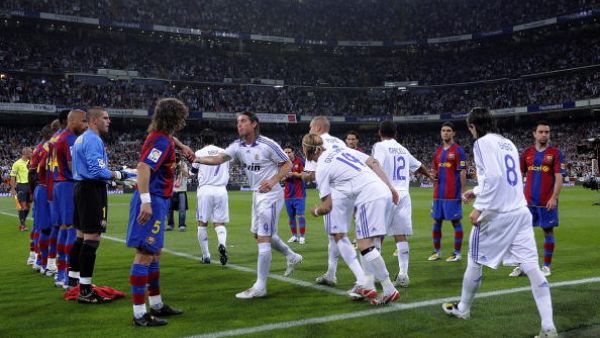 الحرب النفسية مستمرة بين ريال مدريد وبرشلونة قبل الكلاسيكو