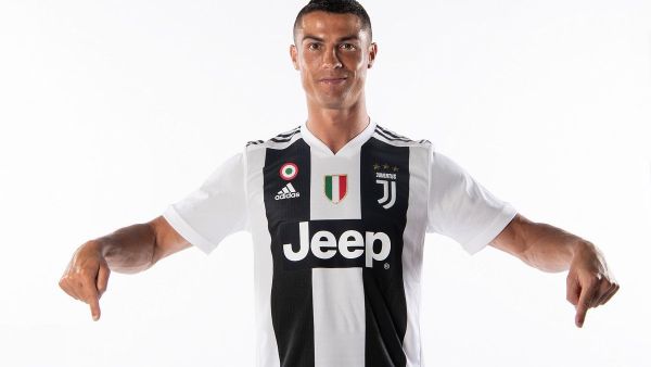 رونالدو بقميص يوفنتوس
