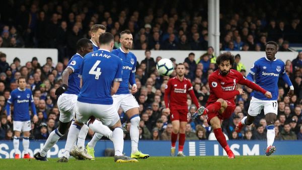 تجمد رصيد صلاح التهديفي عند 17 هدفاً في المركز الثاني وبفارق هدفٍ واحد عن سيرجيو أغويرو المتصدر
