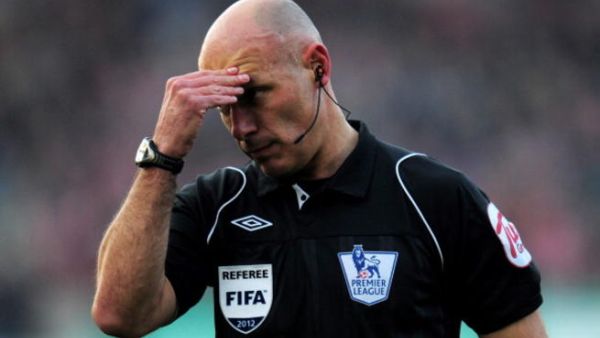 English policeman-turned ref Howard Webb voted world's best despite 'scandalous' decisions