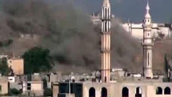 نفذت طائرة حربية غارة جوية على بلدة جسرين