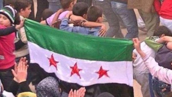 استقالة غليون تلهب الصراع على المنصب