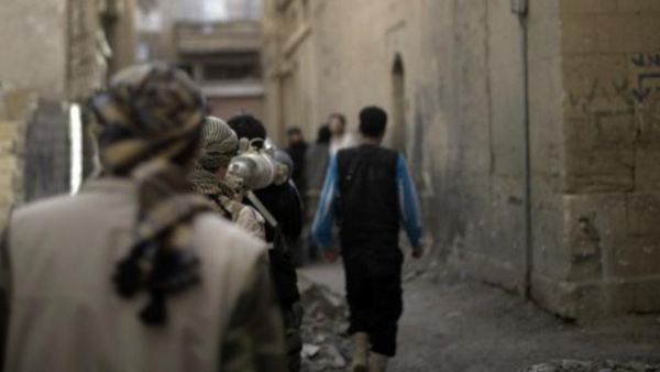 مقاتلون من المعارضة في دير الزور/أ.ف.ب