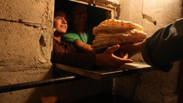 نقص في الخبز في اغلب محافظات سوريا