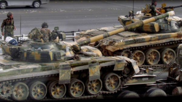 الجيش السوري مدعوما بوحدات قتالية من حزب الله يفك الحصار عن سجن حلب المركزي