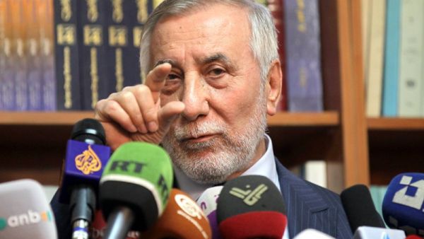 يرى سليمان أن مصير المنطقة بكاملها، يتوقف على مدى صمود الدولة الوطنية السورية