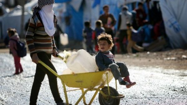 لاجئون سوريون في مخيم باربيل/ العراق/أ.ف.ب