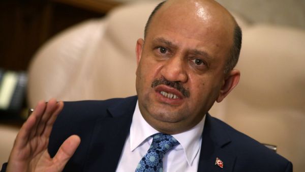 وزير الدفاع التركي، فكري إشيق