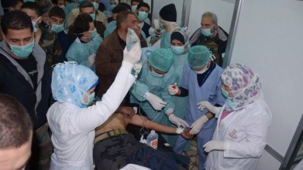 إتهام مقاتلي المعارضة بإطلاقهم مقذوفا مليئا بغاز السارين على ضاحية في مدينة حلب