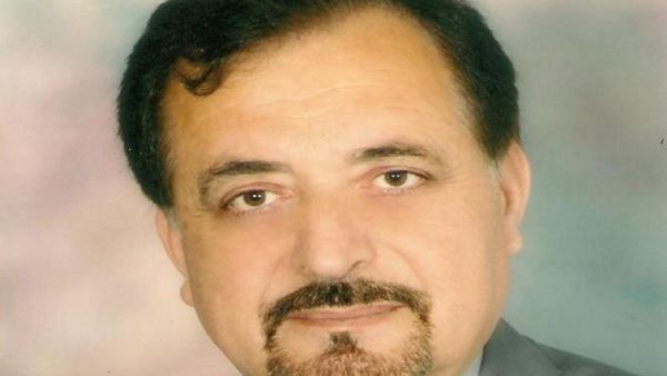 المعارض السوري منذر خدام