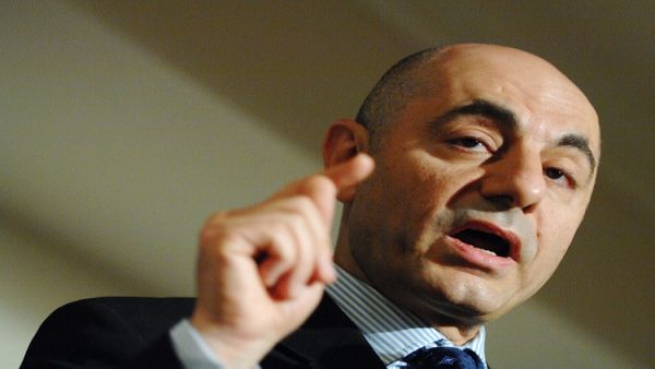 سفير سوريا السابق لدى الصين، عماد مصطفى