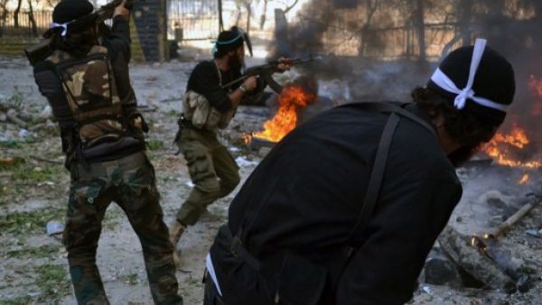 مقاتلون من المعارضة في حلب/أ.ف.ب