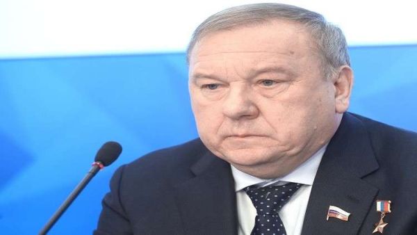 فلاديمير شامانوف رئيس لجنة مجلس "الدوما" الروسي لشؤون الدفاع