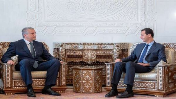 الرئيس السوري بشار الأسد  ورئيس جمهورية القرم سيرغي أكسينوف