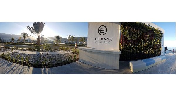 The Bank Beach Club has quickly won the devotion of regular diners.