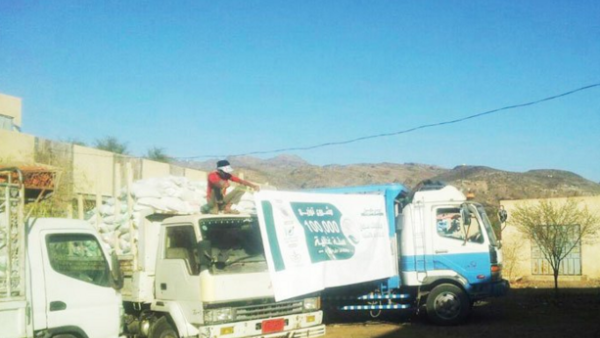 Saudi trucks loaded with aid. (Twitter)