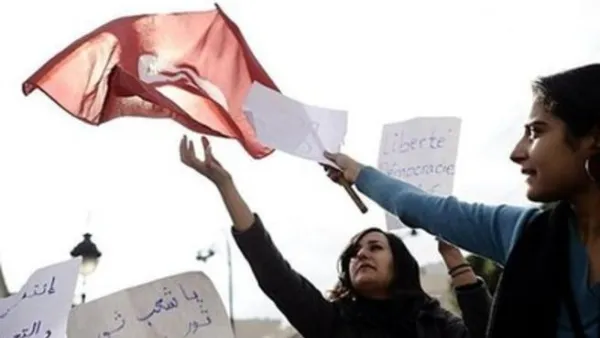 سقوط أول قتيل في  بتونس