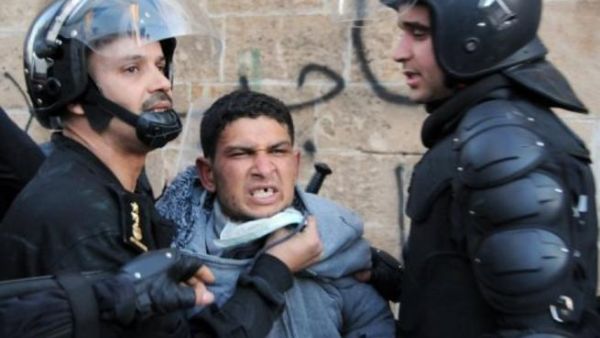 بلغ عدد المساجين في تونس 31000 سجين