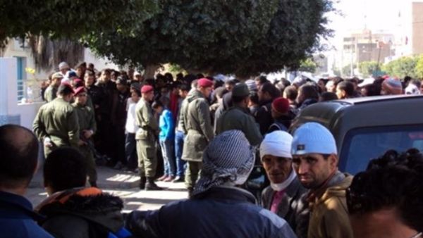 من تظاهرة سيدي بوزيد/السبت/أ.ف.ب