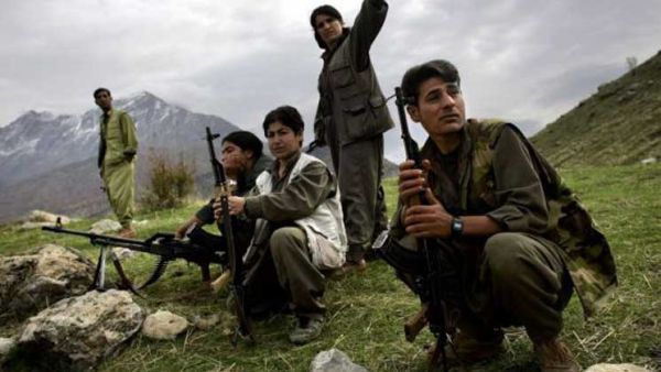 مقاتلون أكراد