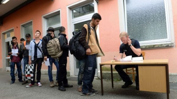  تراجع عدد طلبات اللجوء في ألمانيا خلال العام الماضي 