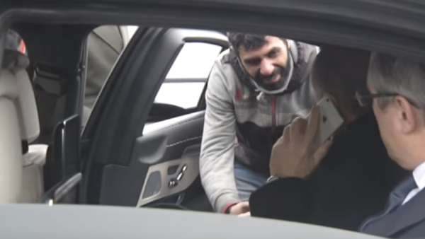 Vezir Catras, whose 2015 suicide attempt was recorded and went viral because of President Erdogan's intervention, is the main suspect in the murder of his wife's lover (Youtube screenshot)