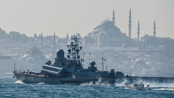 A Russian warship passes through the Bosporous Strait in Istanbul. (AFP/File)