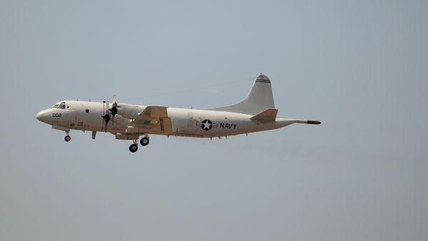 U.S. Navy P3 Orion maritime surveillance aircraft taking off from the Comalapa air base, 40 km south of San Salvador, on May 13, 2009. (AFP/ File Photo)