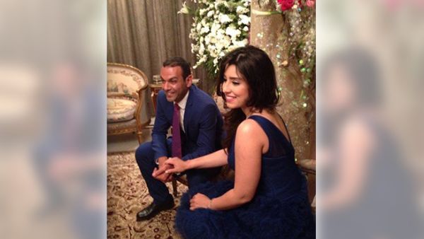 She's officially engaged to her Mr lova lova! (Al Watan Voice)