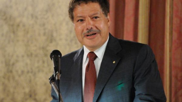 العالم المصري الكبير الدكتور أحمد زويل