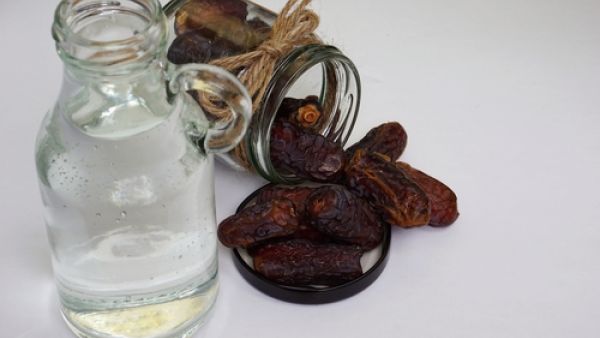 ماء زمزم يزيد من نسبة ذكاء الأجنة
 ماء زمزم يزيد من نسبة ذكاء الأجنة