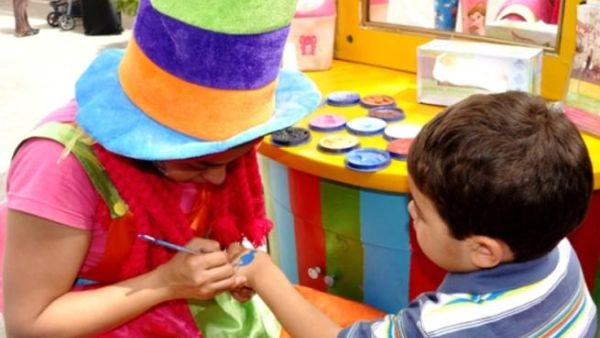The aim of the event was to create strong bonds between children from different nationalities and backgrounds The aim of the event was to create strong bonds between children from different nationalities and backgrounds
