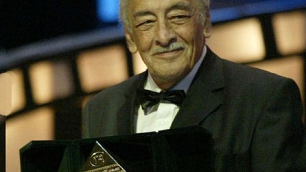 حقيقة تبرع جميل راتب بكامل ثروته لمستشفى سرطان الأطفال