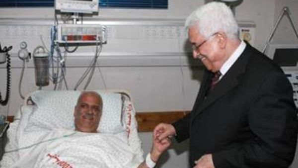 عملية زراعة رئة ناجحة لكبير المفاوضين الفلسطينيين بأمريكا