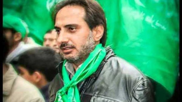 جيش الاحتلال يعتقل النائب الفلسطيني فقهاء ويعتدي عليه بالضرب
