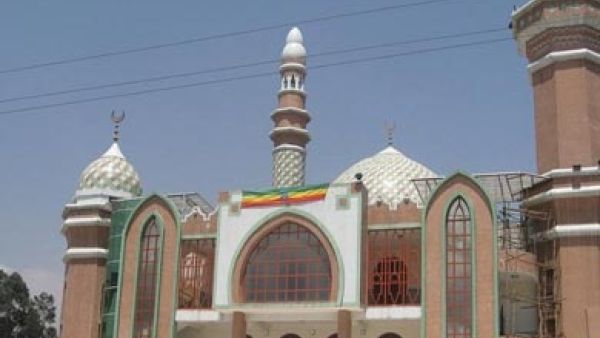 تفجير يستهدف المسجد الرئيسي في أديس أبابا
